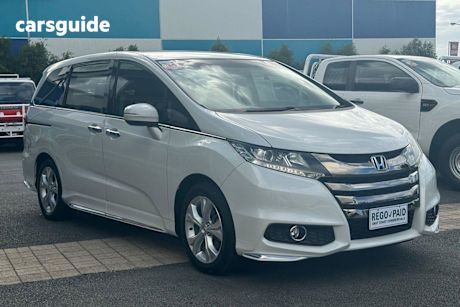 White 2020 Honda Odyssey Wagon VTI F