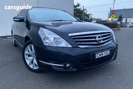 Black 2012 Nissan Maxima Sedan 350 ST-S