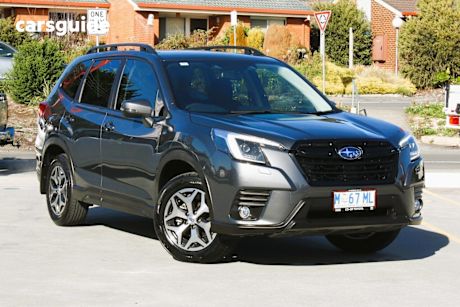Grey 2023 Subaru Forester Wagon 2.5I (awd)