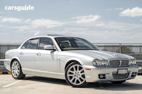 Silver 2008 Jaguar XJ6 Sedan D