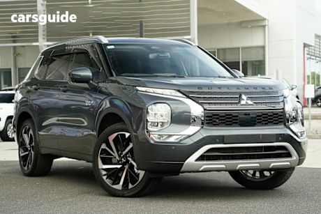 2025 Mitsubishi Outlander Wagon Phev Exceed 5+2 Seat (awd)
