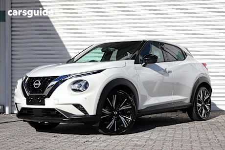 White 2023 Nissan Juke Hatch TI F