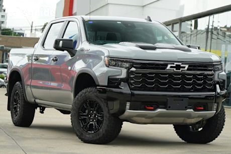 2025 Chevrolet Silverado Crew Cab Pickup 1500 ZR2