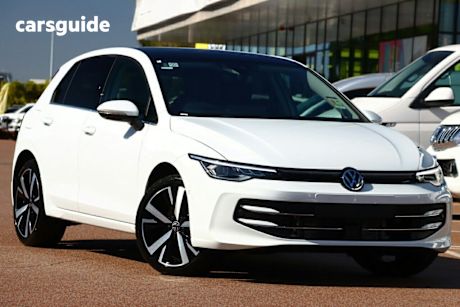 2025 Volkswagen Golf Hatchback Style