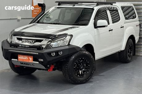 White 2019 Isuzu D-MAX Crew Cab Utility SX (4X4)