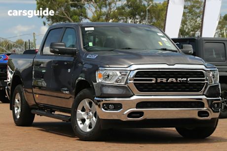 2025 Ram 1500 Crew Cab Utility BIG Horn (5-7 Tub) Mhev (4X4)
