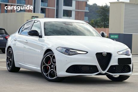 2025 Alfa Romeo Giulia Sedan Veloce