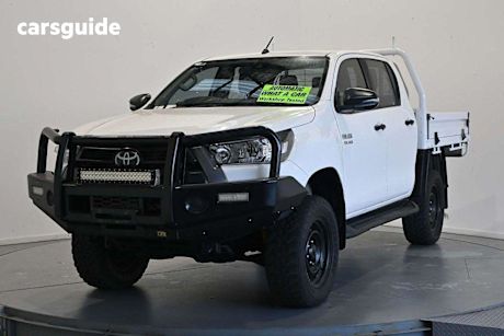White 2020 Toyota Hilux OtherCar SR 4X4