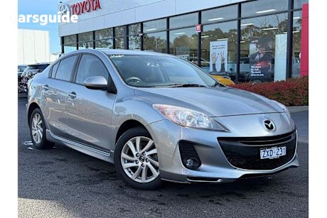 Silver 2013 Mazda Mazda3 Sedan MAXX SPORT F
