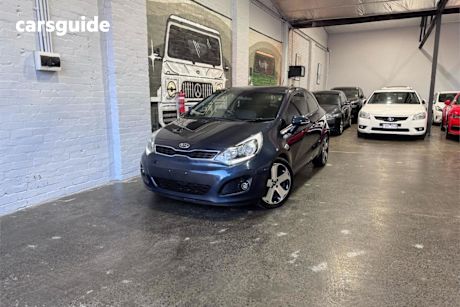 Blue 2012 Kia RIO Hatchback SLS