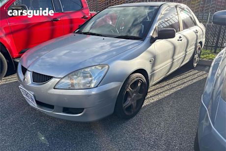 Silver 2006 Mitsubishi Lancer Sedan ES