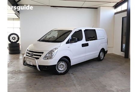 White 2017 Hyundai Iload Van 3S Twin Swing