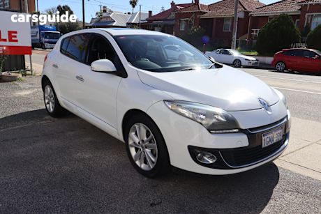 White 2012 Renault Megane Hatchback Privilege