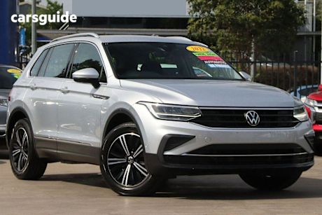Silver 2023 Volkswagen Tiguan Wagon 110TSI Life