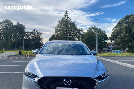 Silver 2019 Mazda 3 Sedan G20 Pure