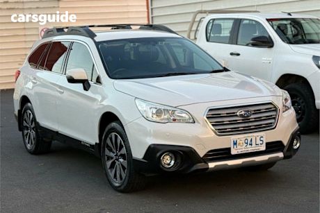 White 2017 Subaru Outback Wagon 2.5I (fleet Edition)
