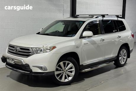 White 2012 Toyota Kluger Wagon Grande (4X4)