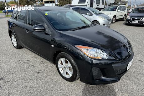 Black 2013 Mazda 3 Hatchback NEO