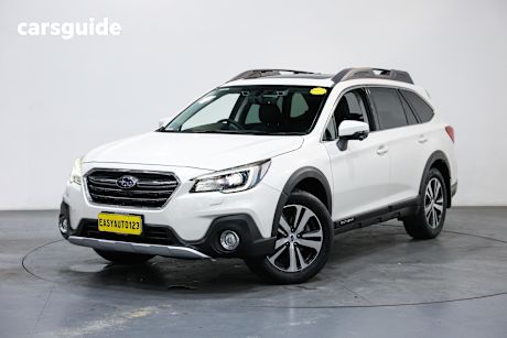 White 2018 Subaru Outback Wagon 2.5I Premium