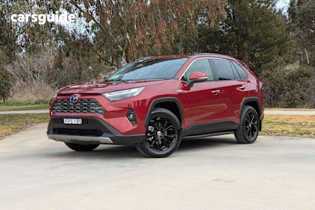 Red 2022 Toyota RAV4 Wagon CRUISER 4X4