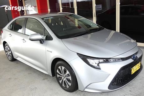 Silver 2020 Toyota Corolla Sedan SX (hybrid)