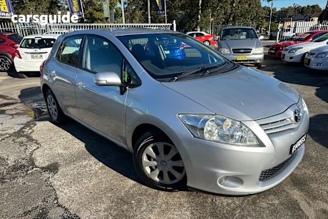 Silver 2011 Toyota Corolla Hatch Ascent