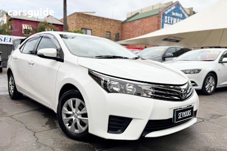 White 2014 Toyota Corolla Sedan ASCENT