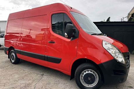 Red 2015 Renault Master Commercial