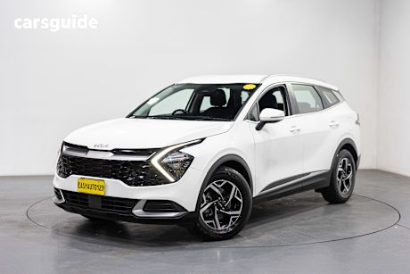 White 2023 Kia Sportage Wagon S (fwd)