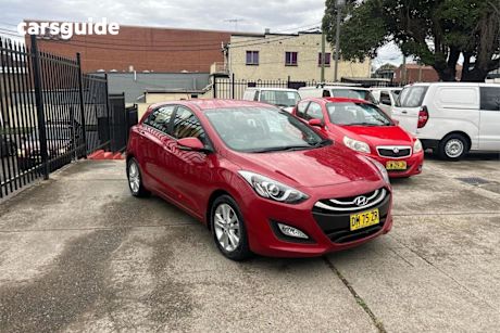 Red 2014 Hyundai I30 Hatchback SE