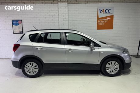 Silver 2014 Suzuki S-Cross Wagon GL (4X2)