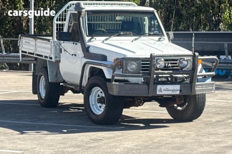 White 1991 Toyota Landcruiser Cab Chassis (4X4)