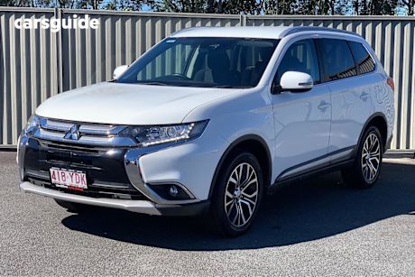 White 2017 Mitsubishi Outlander Wagon LS (4X4)