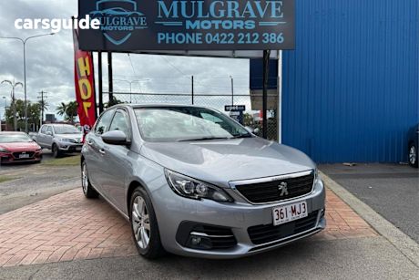 Silver 2019 Peugeot 308 Hatchback GT