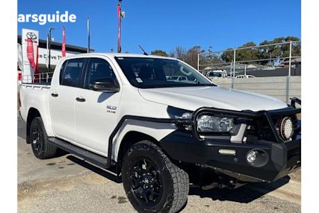 White 2021 Toyota Hilux Ute Tray SR 4X4
