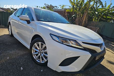 White 2021 Toyota Camry Sedan Ascent Sport Hybrid