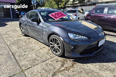 Grey 2017 Toyota 86 Coupe GTS