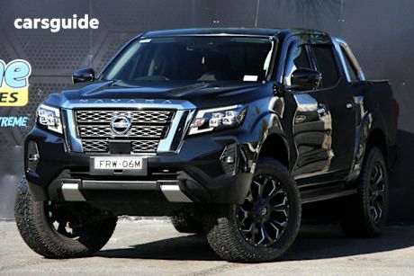 Black 2022 Nissan Navara Dual Cab Pick-up ST-X (4X4) Cloth/NO Sunroof