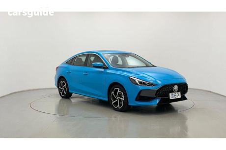 Blue 2024 MG MG5 Sedan Essence