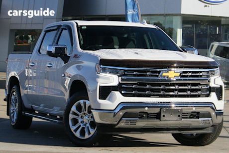 White 2023 Chevrolet Silverado Crew Cab Pickup 1500 LTZ Premium Tech Pack