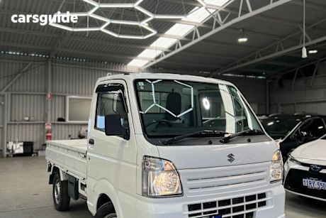 White 2014 Suzuki Carry Ute Tray