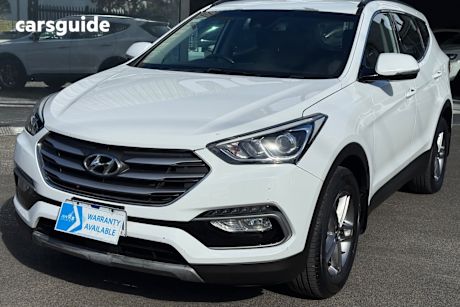 White 2017 Hyundai Santa FE Wagon Active (4X4)