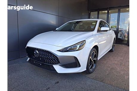 White 2025 MG MG5 Sedan ESSENCE F