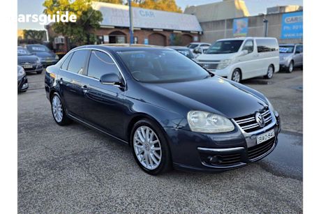 Blue 2006 Volkswagen Jetta Sedan 2.0 Turbo FSI