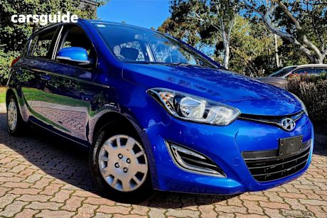 Blue 2015 Hyundai I20 Hatchback Active