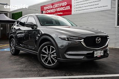 Grey 2017 Mazda CX-5 SUV AKERA 4X4