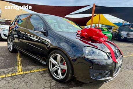 Black 2008 Volkswagen Golf Hatchback GTI Pirelli