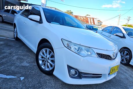 White 2012 Toyota Camry Sedan Altise