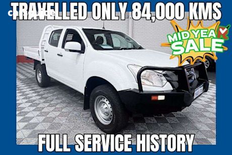 White 2020 Isuzu D-MAX Crew Cab Chassis SX (4X4)