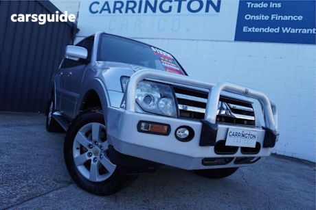 Silver 2009 Mitsubishi Pajero OtherCar